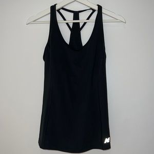New Balance top